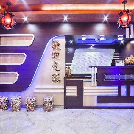 Hotel Lee Garden Puri Ngoại thất bức ảnh