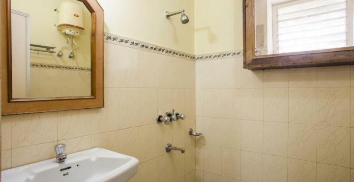 Hotel Lee Garden Puri Ngoại thất bức ảnh